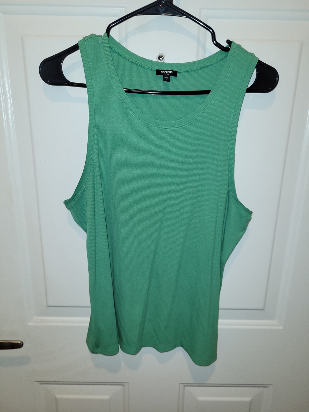 Express Women’s Mint Green Ribbed Tank Top.